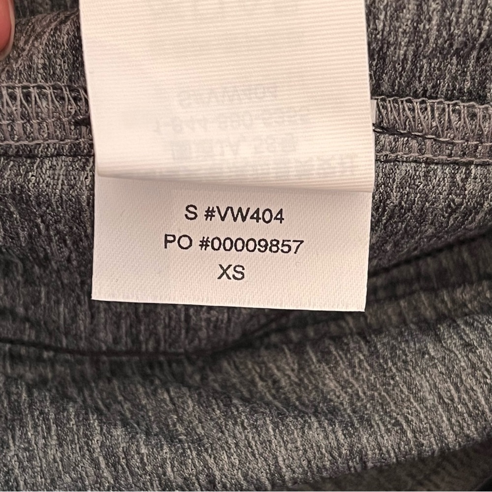 NWT Vuori Miles Ankle Pant Women’s Size XS Black Quick-Dry Stretch ~ $108 - Picture 14 of 14